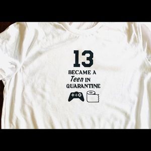 Teen in quarantine tee